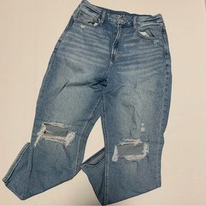 American Eagle Curvy Mom Jean Size 8 Short